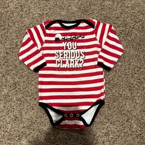 Red Striped “You Serious Clark?” Christmas Long Sleeve Onesie – Size 18M